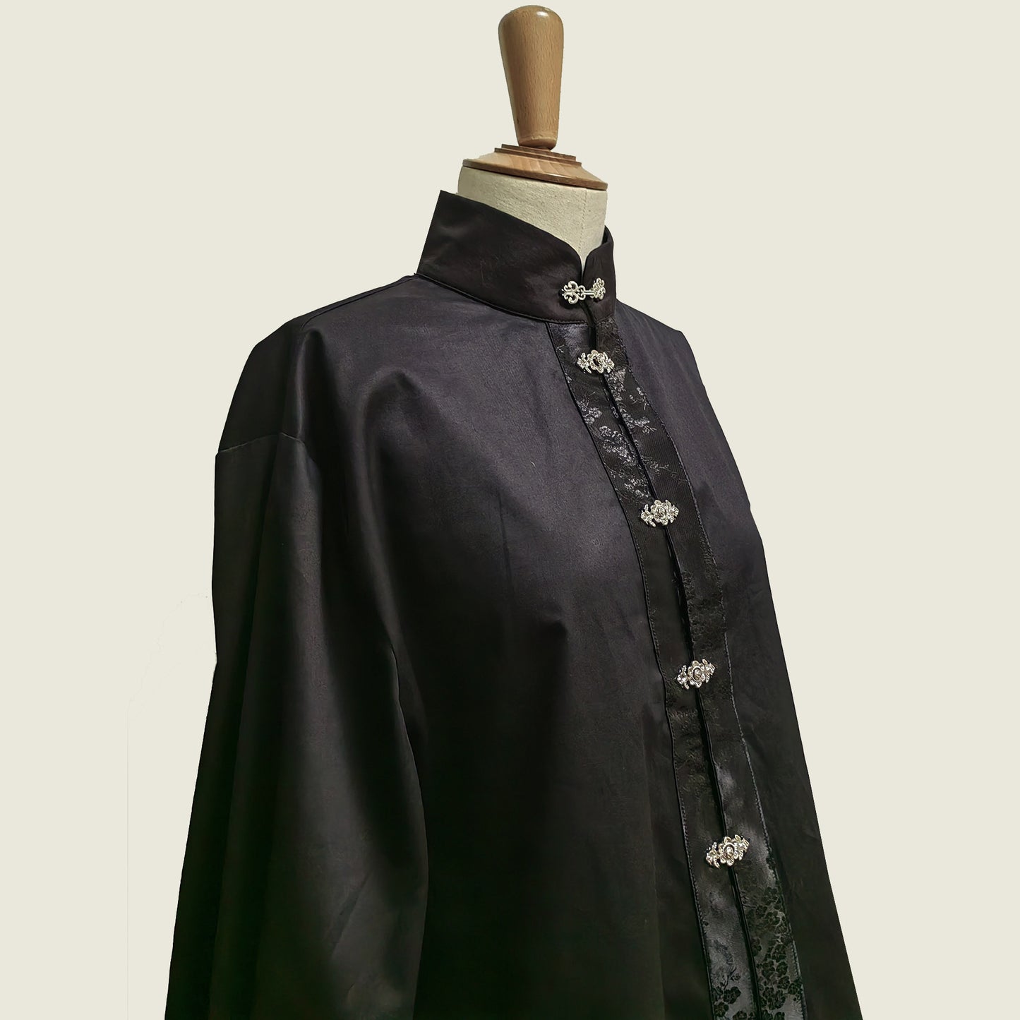 Black cotton shirt Ming's dynasty style cotton shirt with silver color metal buttons