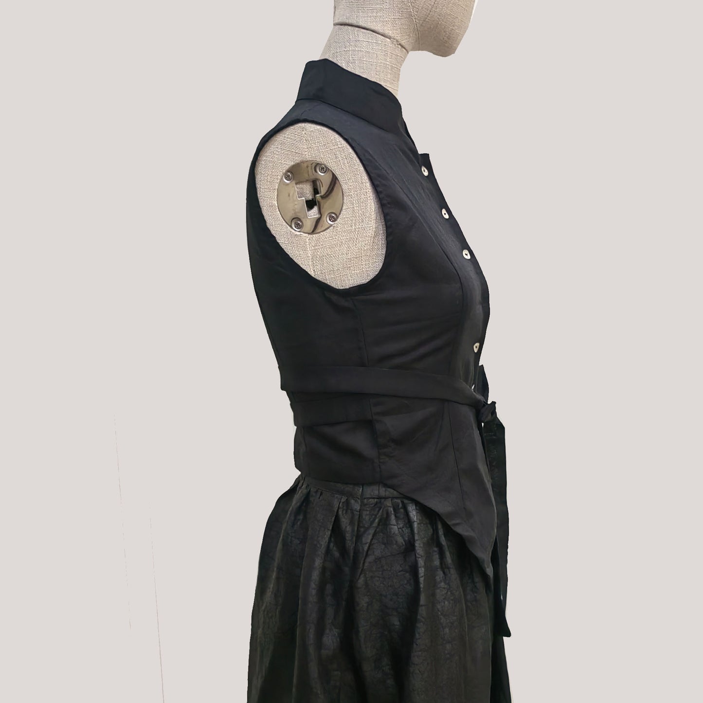 Black cotton vest with straps snag fit cotton sleeveless cotton shirt with stand collar