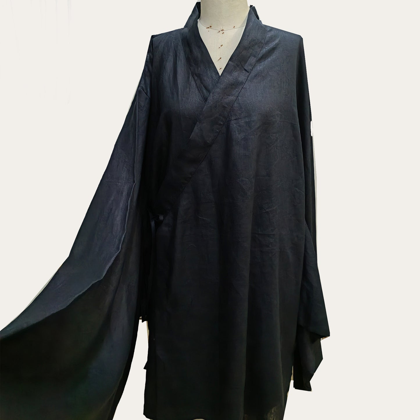 Linen Hanfu extra large sleeves and loose fit