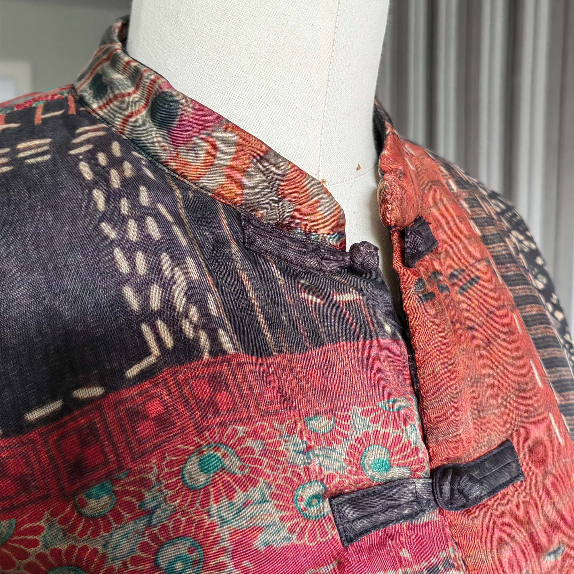 Silky cupro patchwork prints padded coat crop top tang suit padded tang suit coat cupro fabric chongsam style retro tang suit top