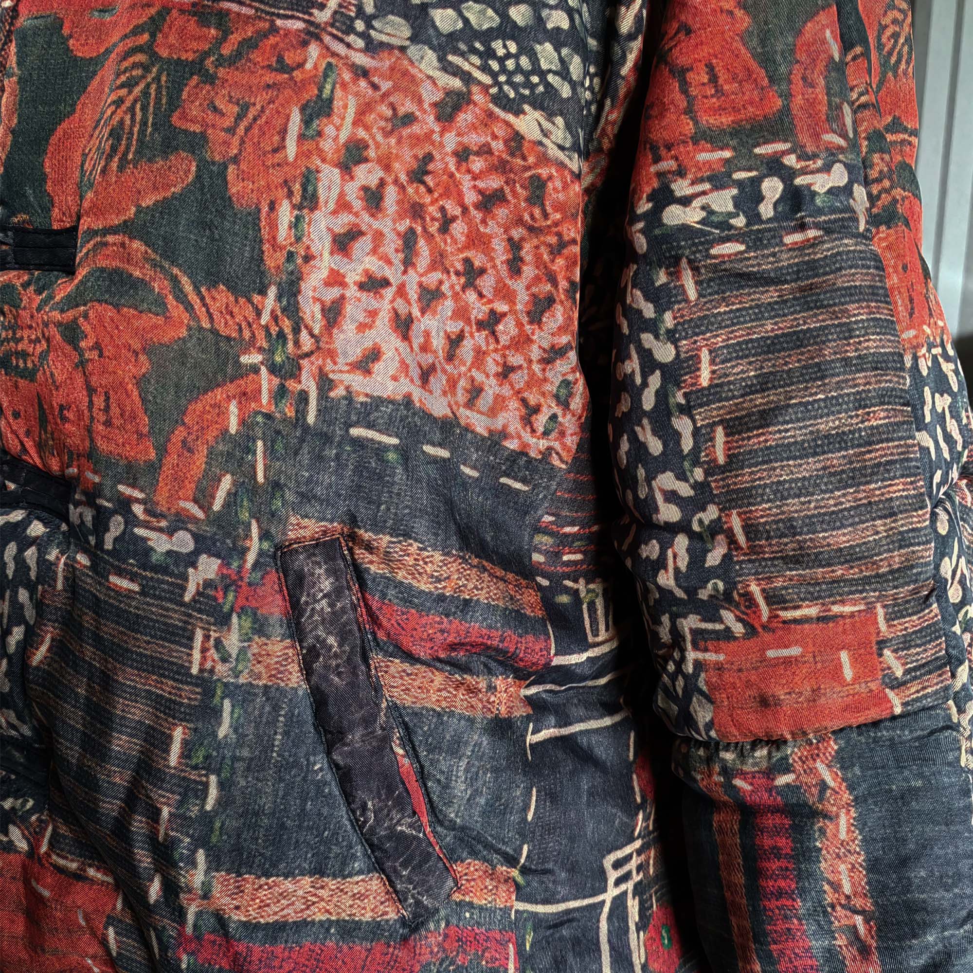 Silky cupro patchwork prints padded coat crop top tang suit padded tang suit coat cupro fabric chongsam style retro tang suit top