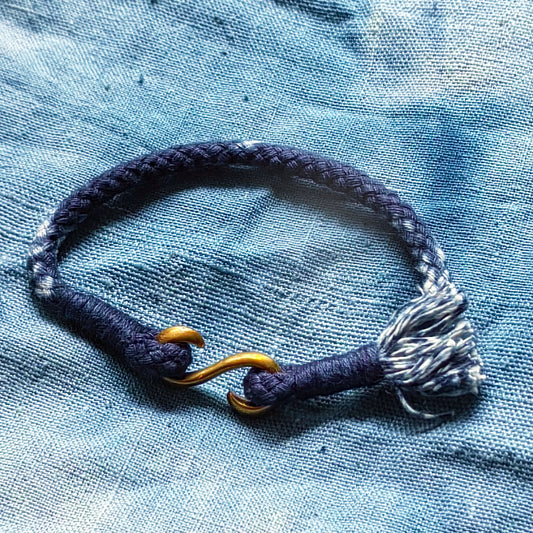 Indigo Hand dye Blue braided pattern unisex kumihimo bracelet with Copper buckle 3 sizes gift