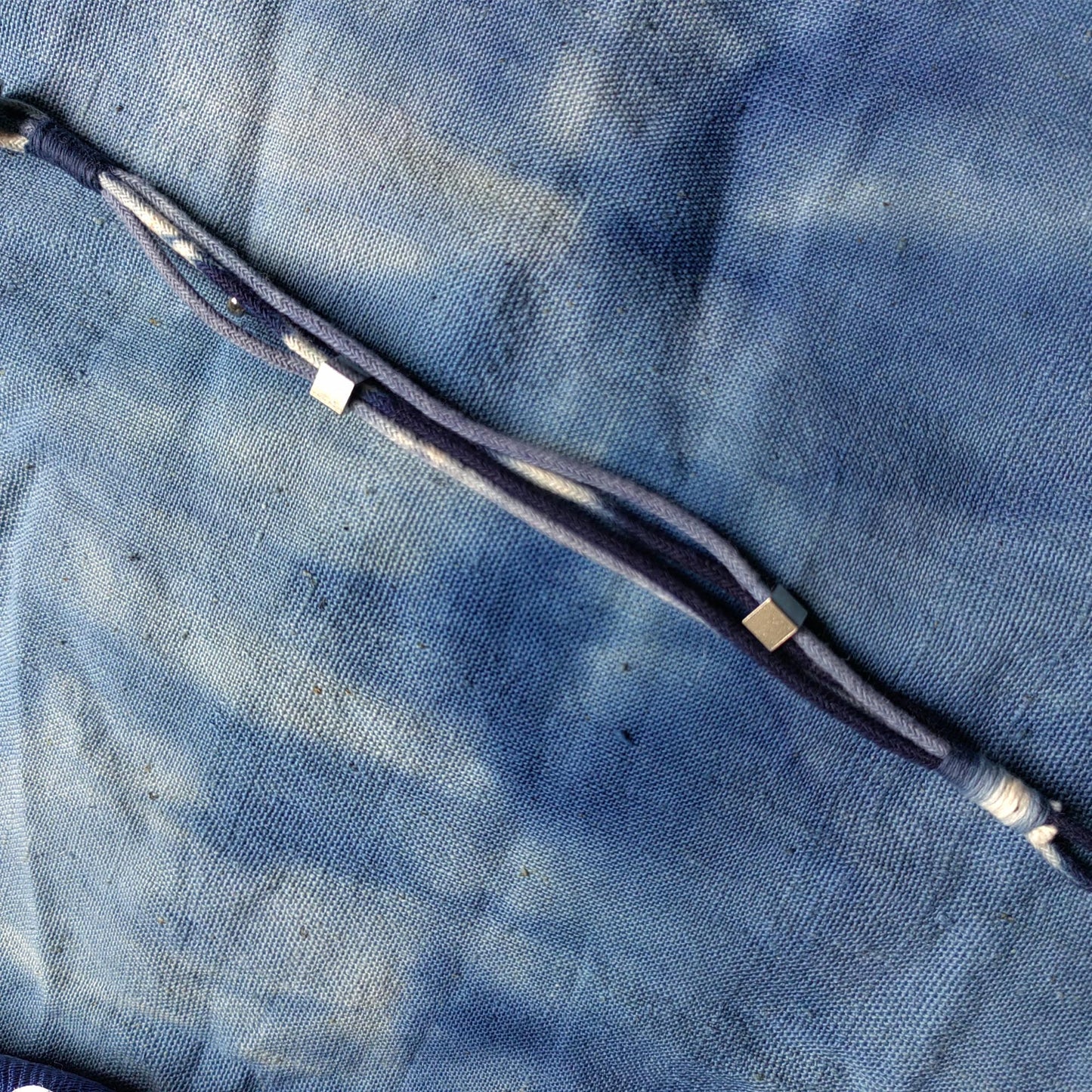 Indigo Hand dye Blue braided pattern unisex kumihimo bracelet with Silver beads