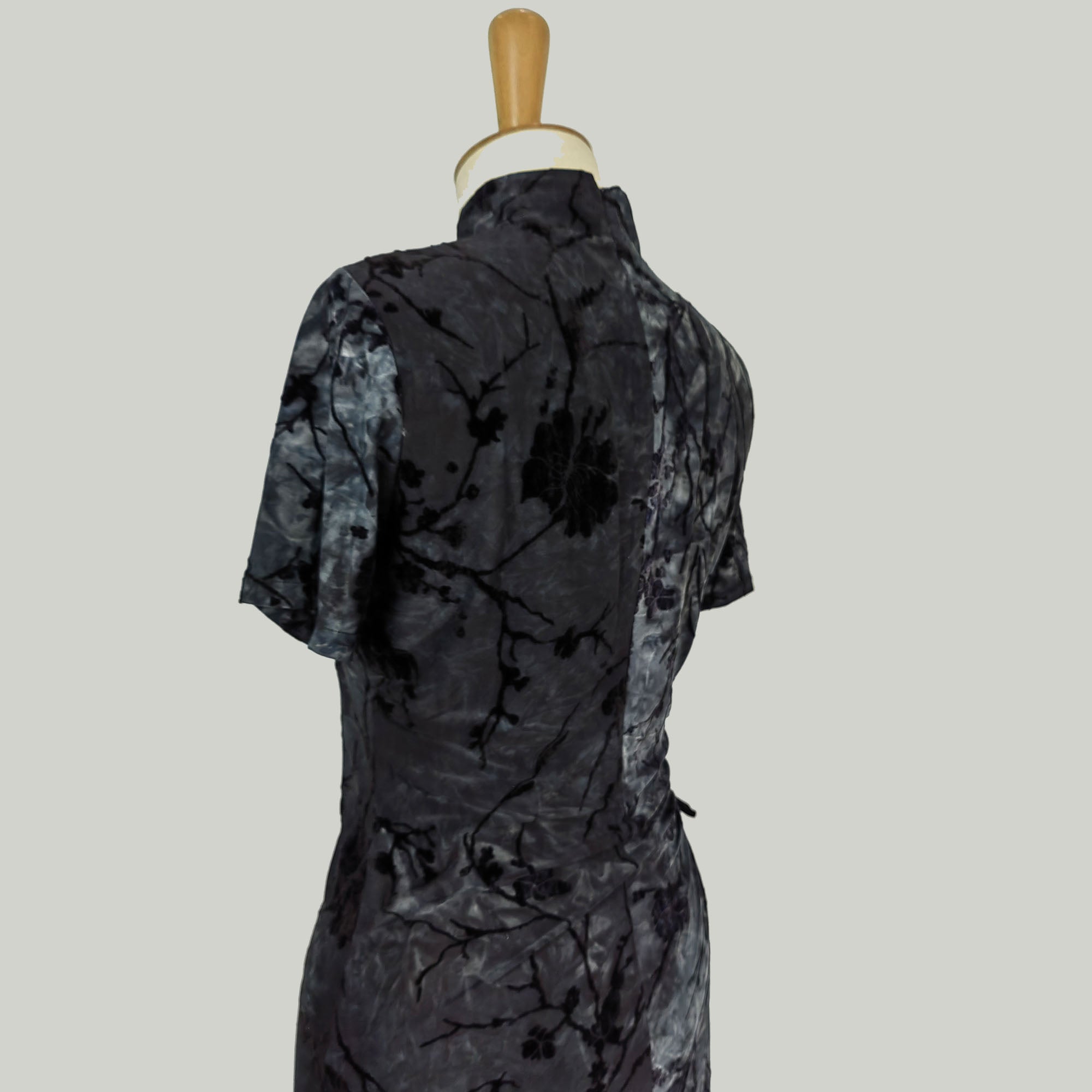 Black Velvet openwork Qipao Modified Qipao open waist details Cool and Cute Drawstring horrow fitted Qipao dress with back zipper