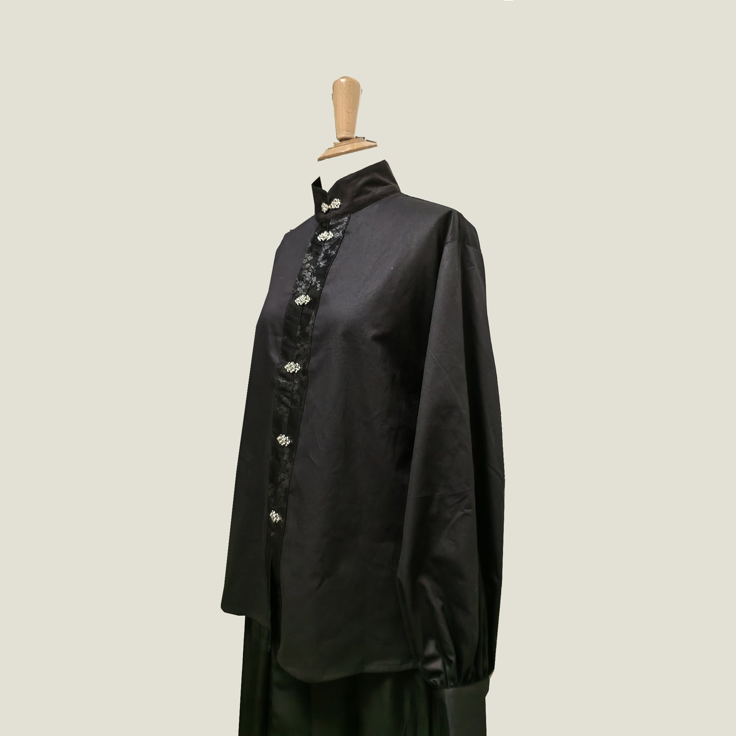 Black cotton shirt Ming's dynasty style cotton shirt with silver color metal buttons