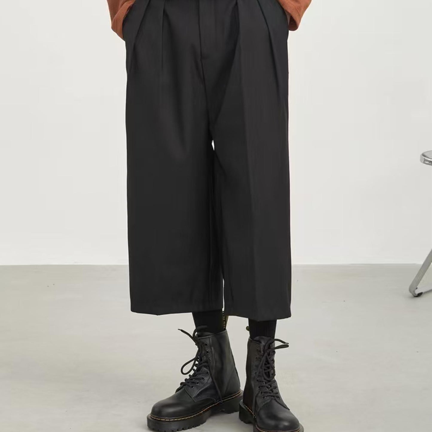 Loose fit crop pants suiting fabric crop pants unisex retro style suiting pants