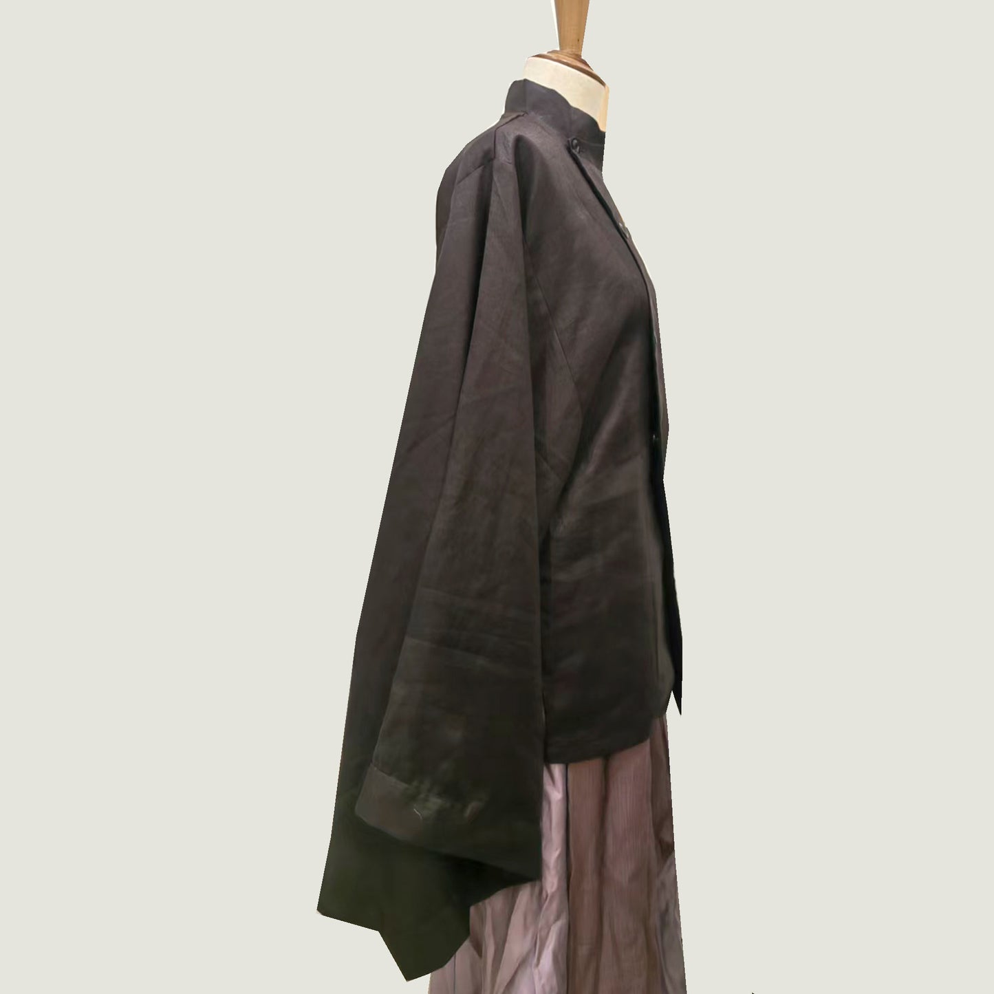 Linen double breast jacket with wide Hanfu sleeves and stand collar