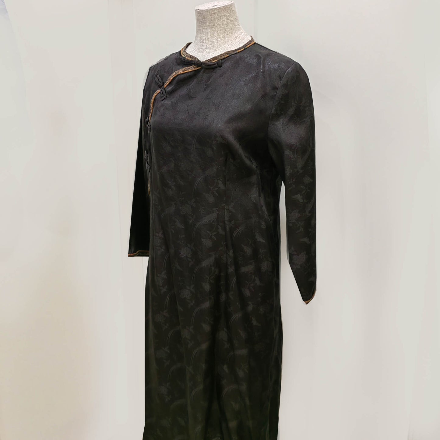 Gambiered guangdong gauze silk custom made Qipao dress tailor made Qipao modified Qipao Chinese Qipao dress Silk dress