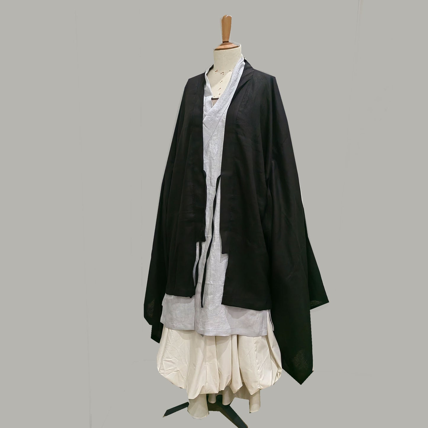 Swallow top Hanfu style extra large sleeves with swallow tail linen top
