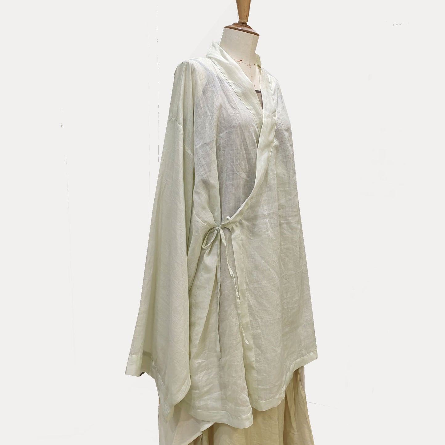 Light weight Ramie fabric large sleeves Hanfu top