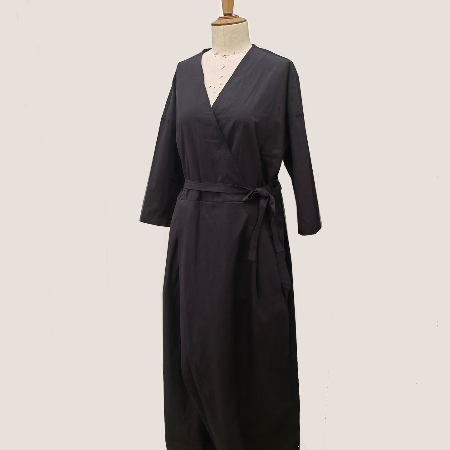 Cotton Jumpsuit Loose fit cotton jumpsuit V neck collar jumpsuit with belt