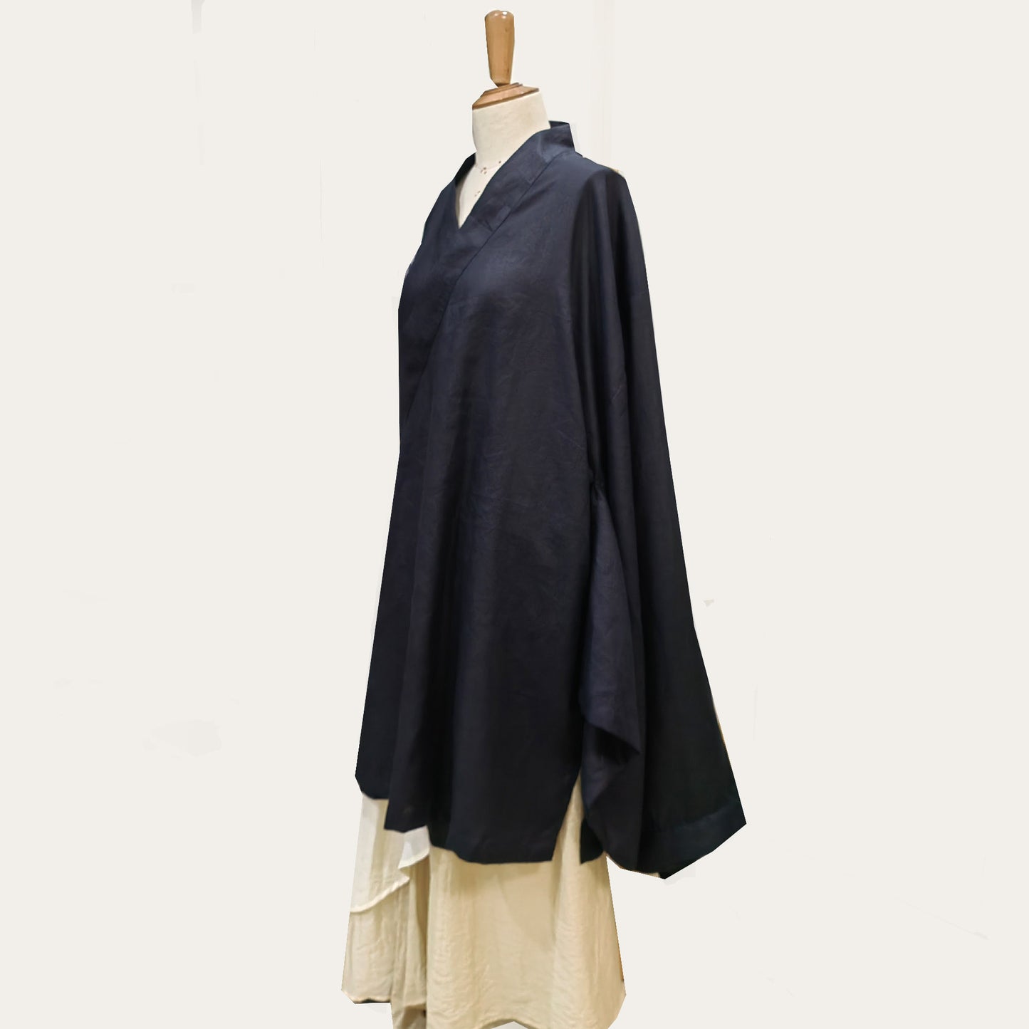 Linen Hanfu extra large sleeves and loose fit
