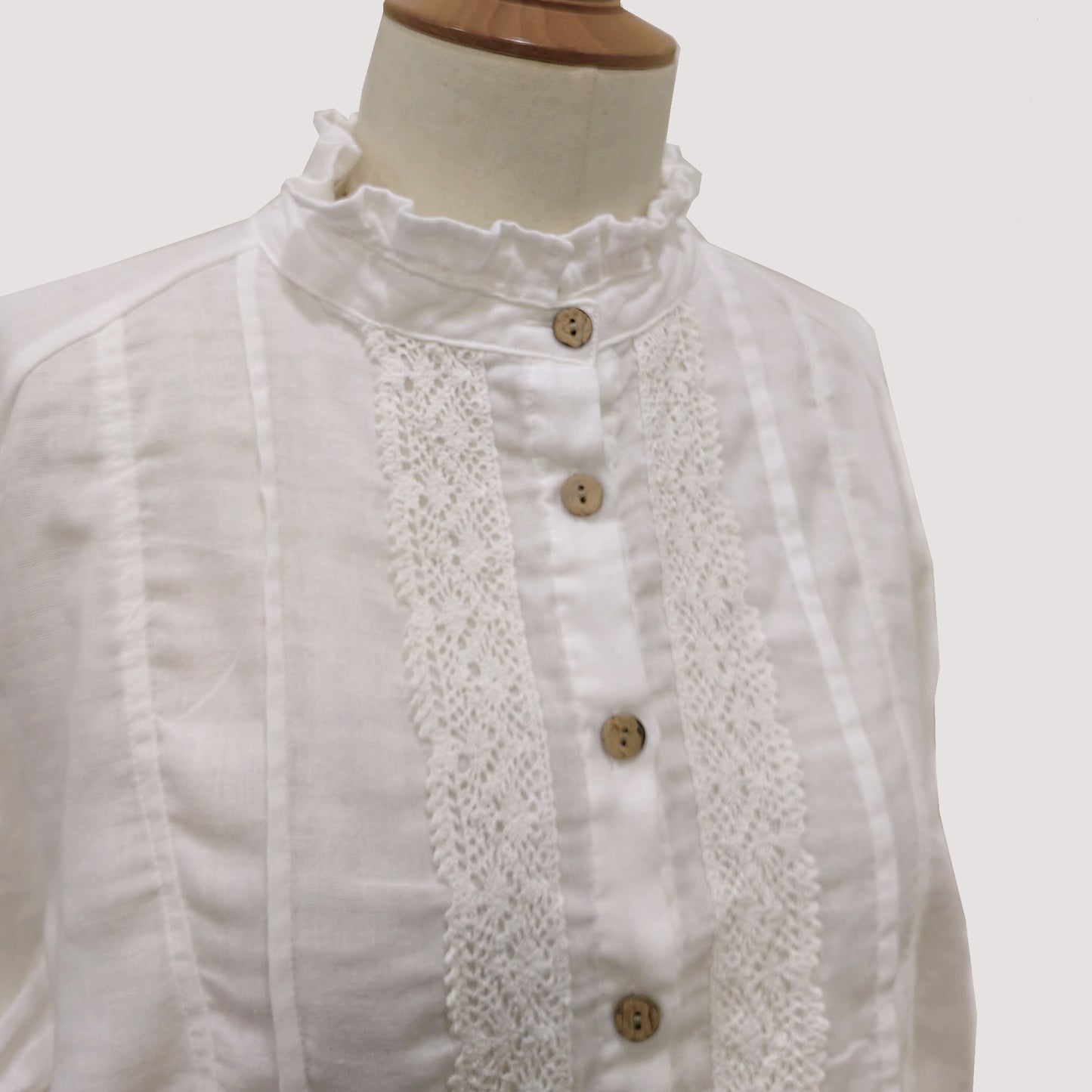 Cotton lace shirt retro style white cotton shirt double gauze cotton fabric white blouse