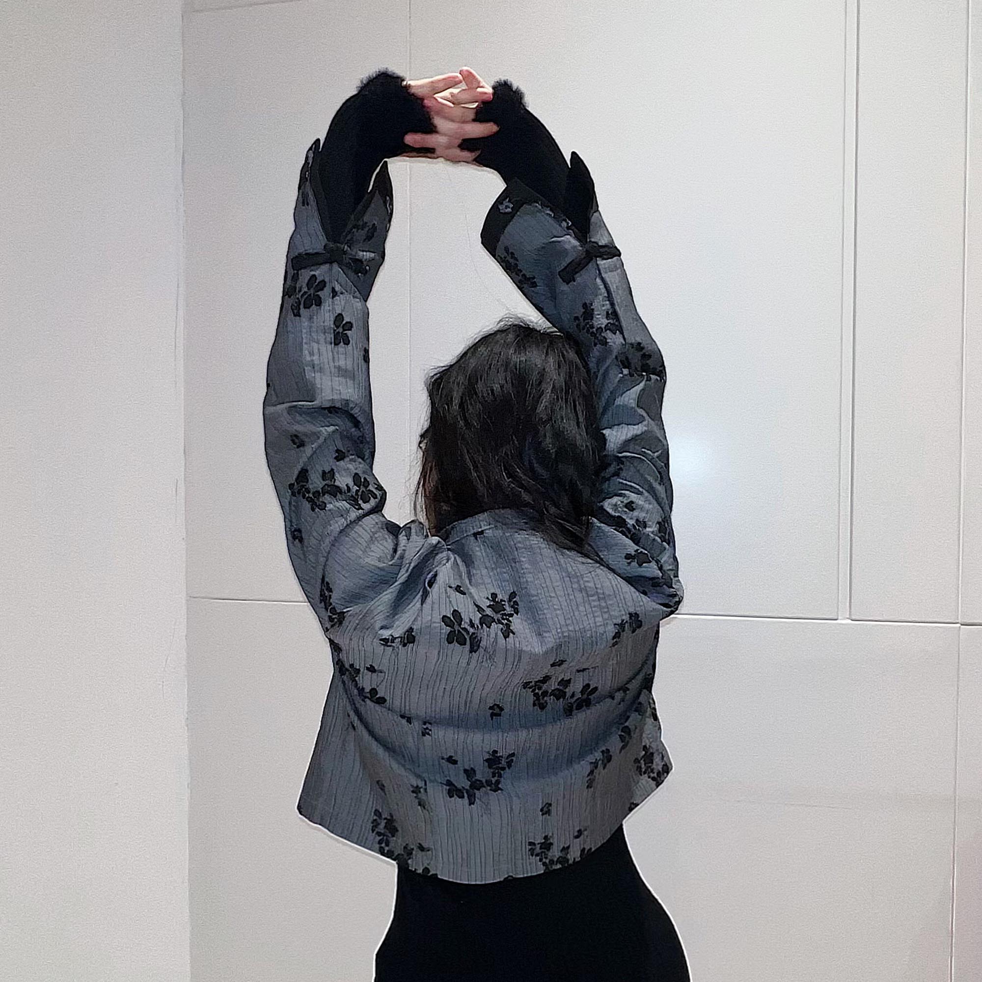 Chinese style Crop Top Stand Collar with Frog Toggles Top Short Jacket Oriental Style Black jacquard Blouse  Mandarin Collar frog buttons