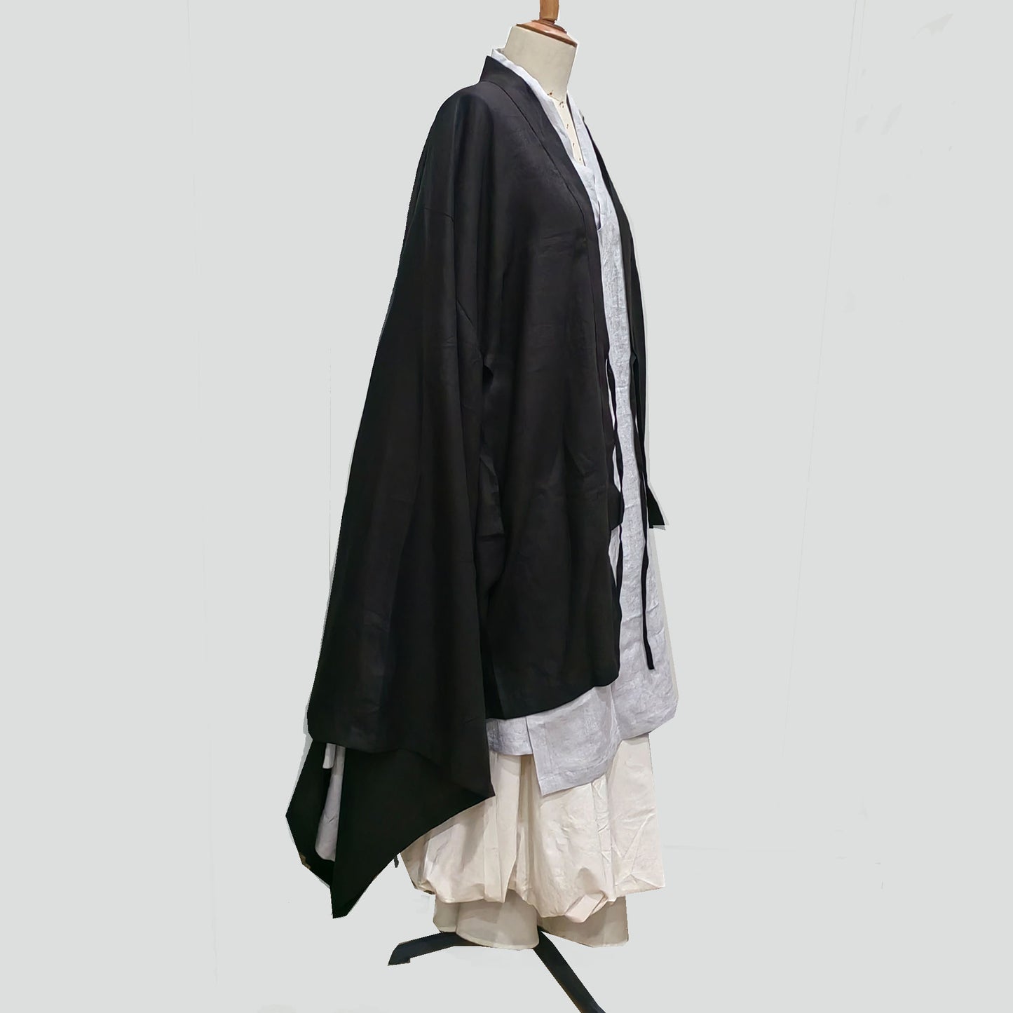 Swallow top Hanfu style extra large sleeves with swallow tail linen top