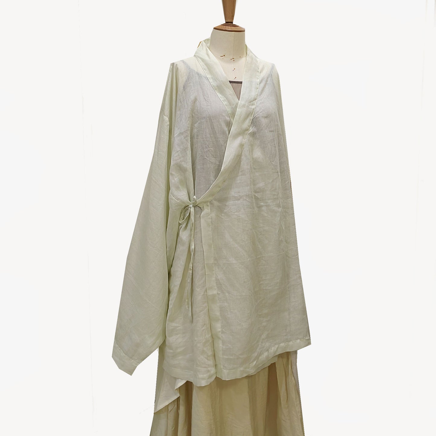 Light weight Ramie fabric large sleeves Hanfu top