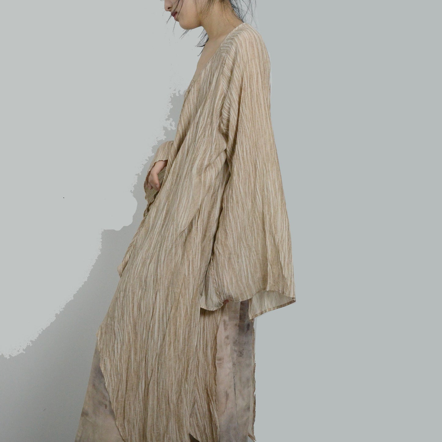 Pleated fabric texture outer cardigan flare cardigan flowing outer piece top layer styling cardigan hanfu layering shirt