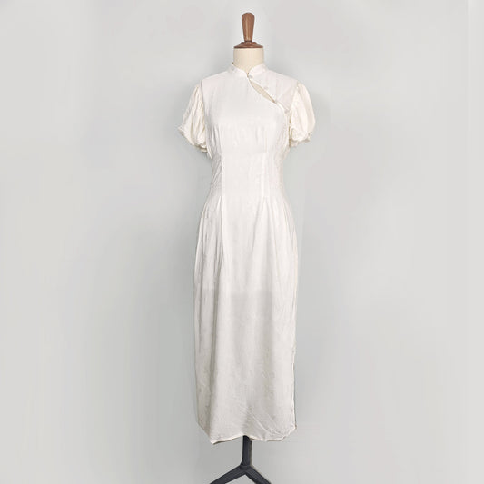 Fitted Qipao dress with puffy sleeves Chinese Qipao dress silky rayon fabric
