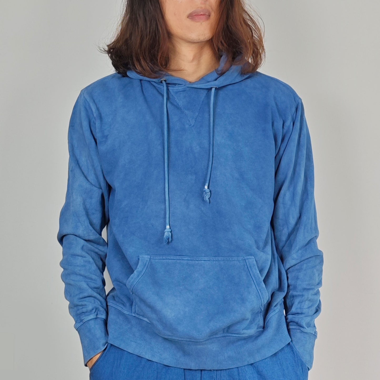 Neza Studio Indigo Navy Blue Hand Dye Pullover with Hoodie Soft Cotton Unisex  Jumper Sweater Shirt