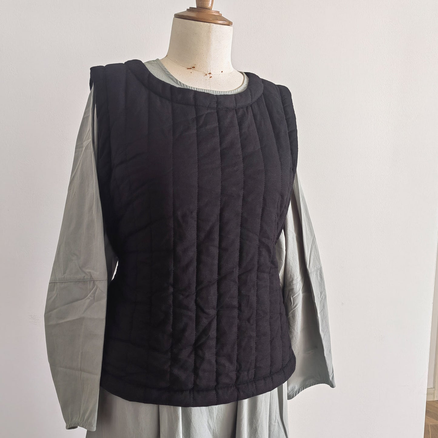 Quilted vest flexible padded vest winter vest padded gilet unisex vest padded top red padded vest winter vest
