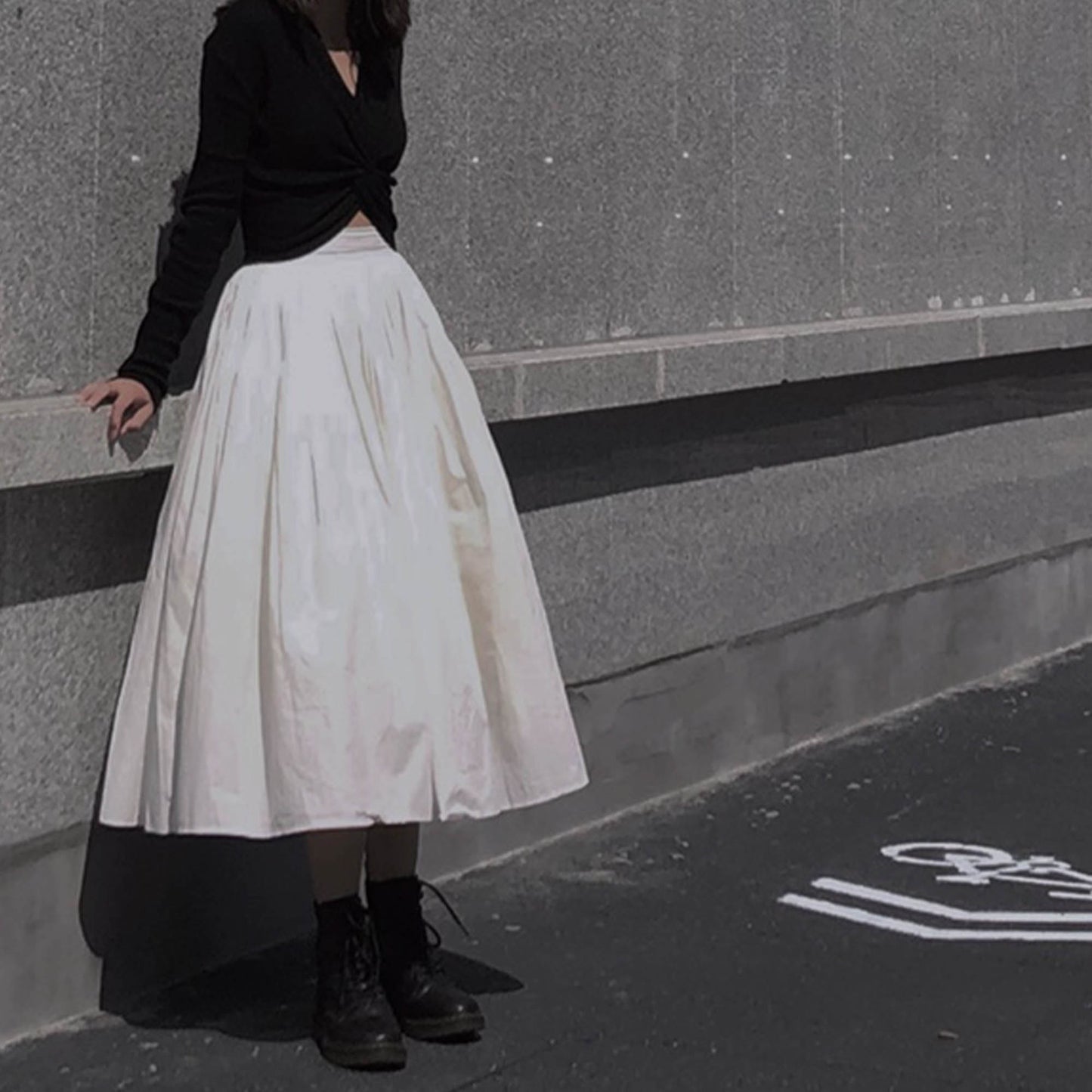 Puff cotton skirt 3 layers A line skirt Black and white colors